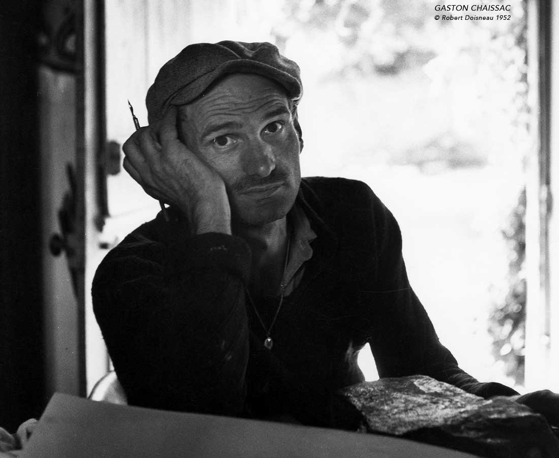 https://www.philob.com/wp-content/uploads/2021/12/Gaston-Chaissac-Sainte-Florence-robert-doisneau.jpg