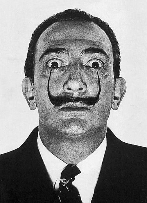 https://www.philob.com/wp-content/uploads/2021/12/SalvadorDali-Portrait.jpg
