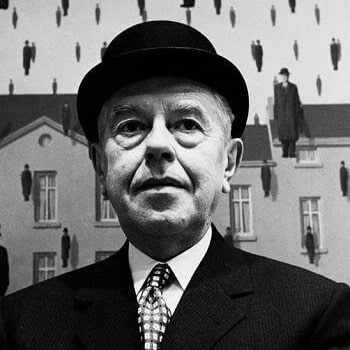 https://www.philob.com/wp-content/uploads/2021/12/rene-magritte-photo.jpg