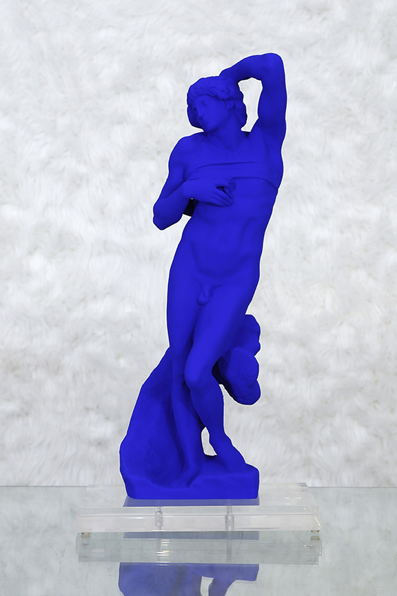 Sculpture d'Yves Klein